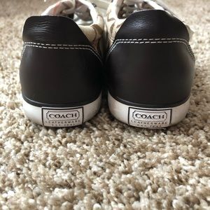 Coach Shoes - Women’s Size 6 M Coach Barrett sneaker Coach Shoes - Women’s Size 6 M Coach Barrett sneaker